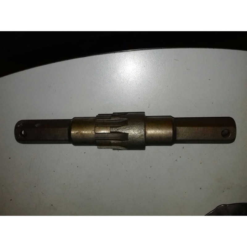 ALBERO PORTA FRESA MOTOZAPPA MG DENTI 8 LUNGHEZZA 26 CM ESAGONO 27 MM SEDE CUSCINETTO MM 35